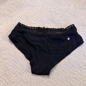 Vintage VS Black Lace Hipster size S